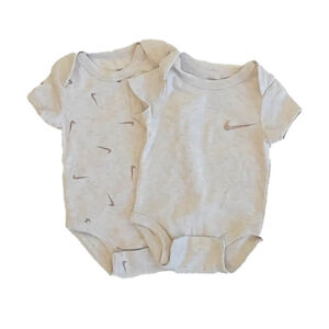 Nike Boys Tan | White Onesie size: 3 Months